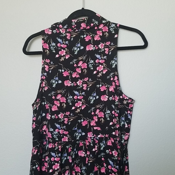 Torrid Romantic Summer NWT button front floral challis sleeveless dress large - Picture 8 of 10